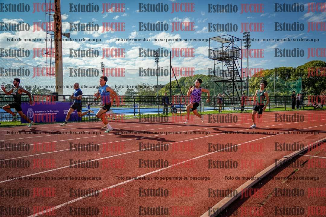 Fotos de los 200 m llanos de varones