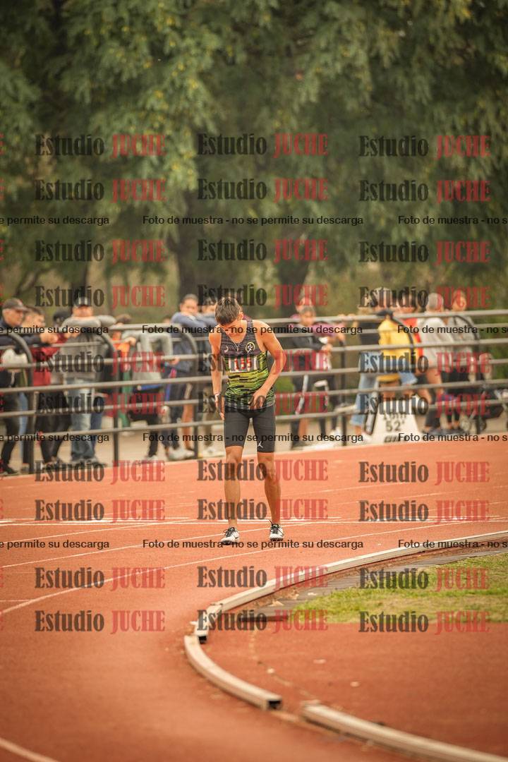 Fotos de los 800 m llanos de varones