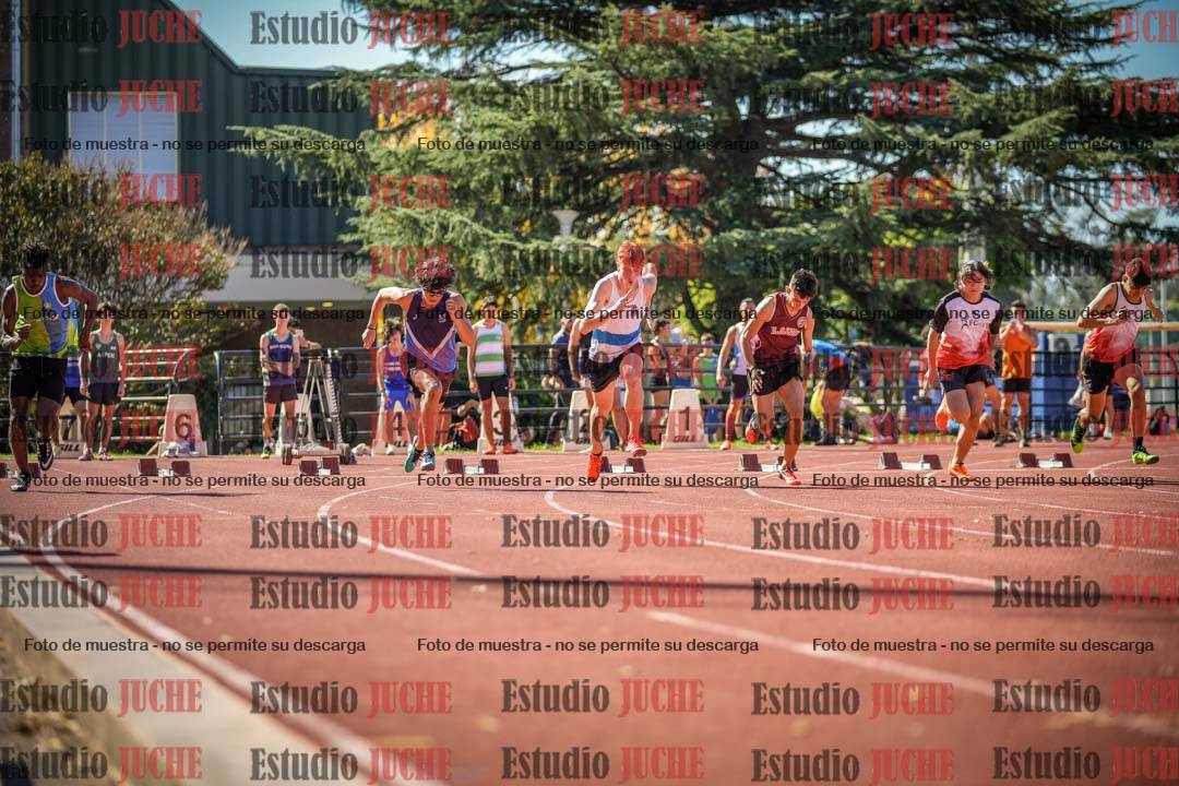 Fotos de los 100 m llanos de varones
