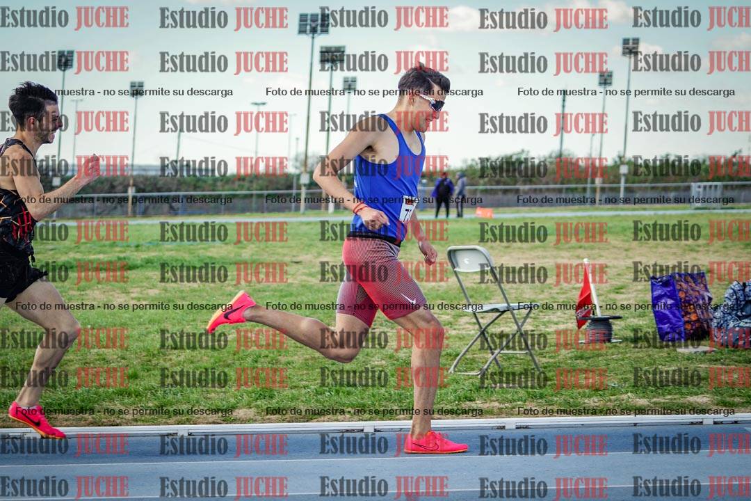 Fotos de los 800 m llanos de varones