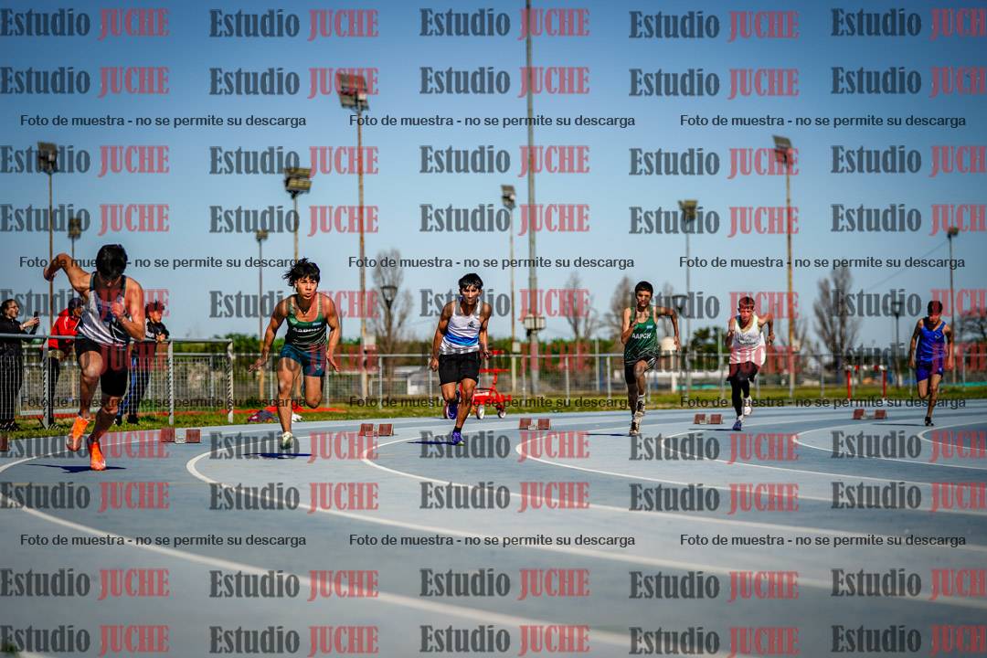 Fotos de los 200 m llanos de varones