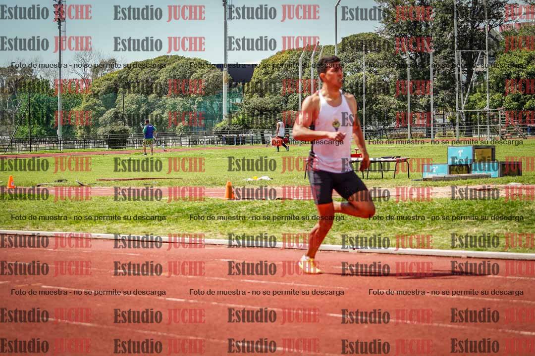 Fotos de los 400 m llanos de varones
