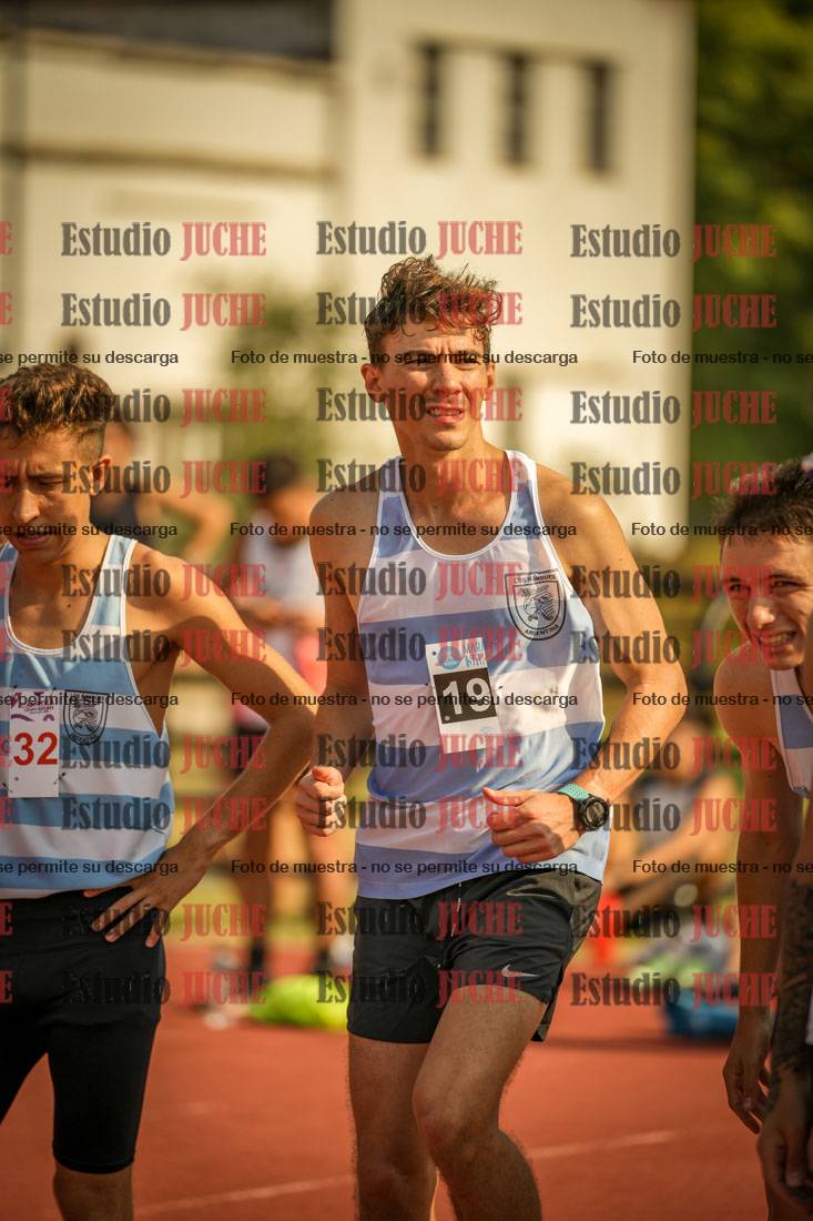 Fotos de los 1500 m llanos de varones