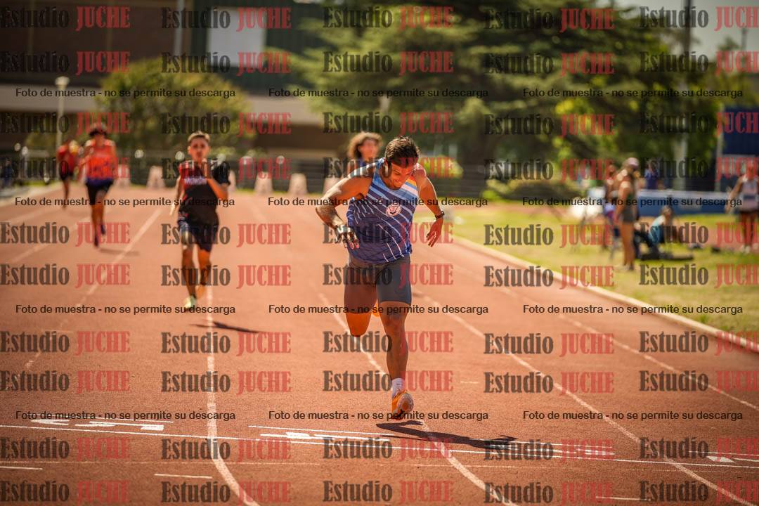 Fotos de los 400 m llanos de varones
