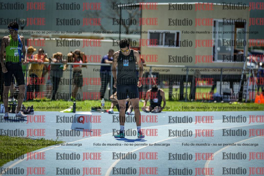 Fotos de los 800 m llanos de varones