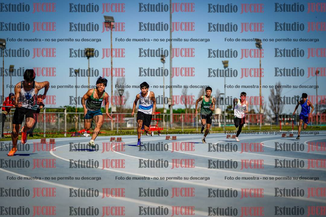 Fotos de los 200 m llanos de varones
