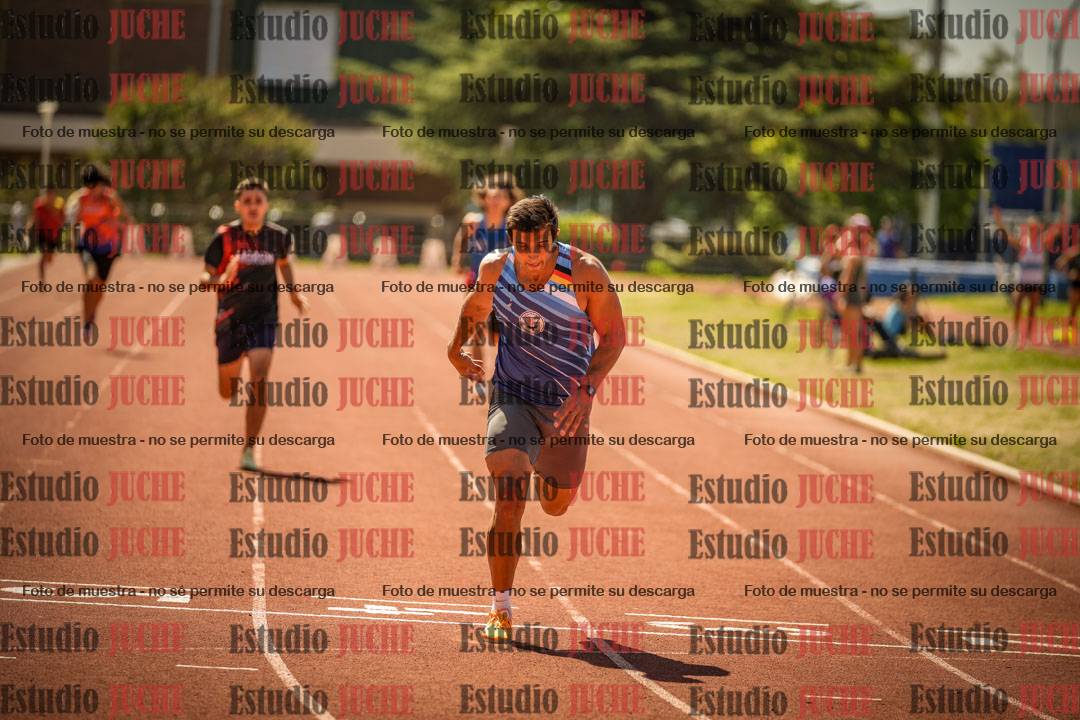 Fotos de los 400 m llanos de varones