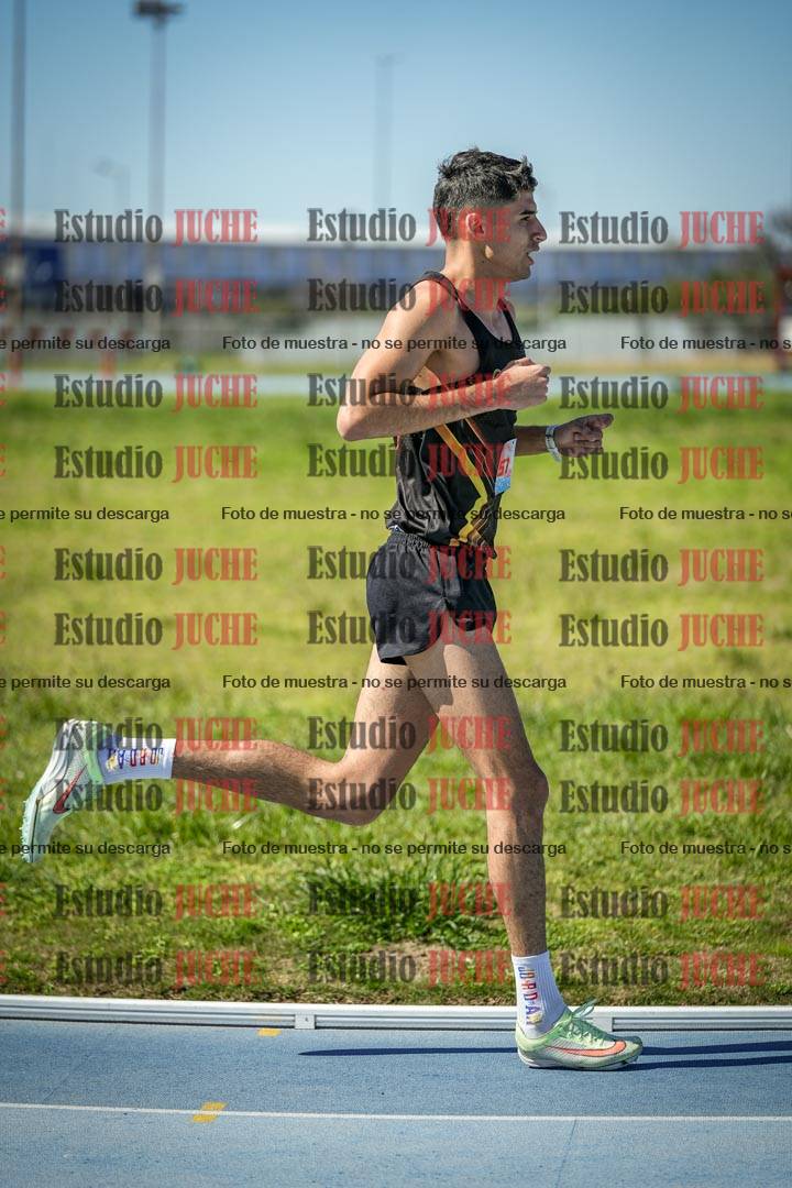 Fotos de los 5000 m llanos de mujeres y varones