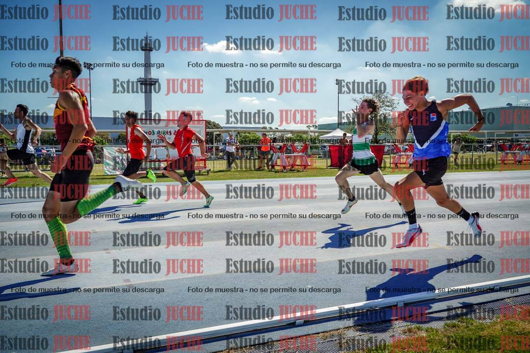 Fotos de los 100 m llanos de varones