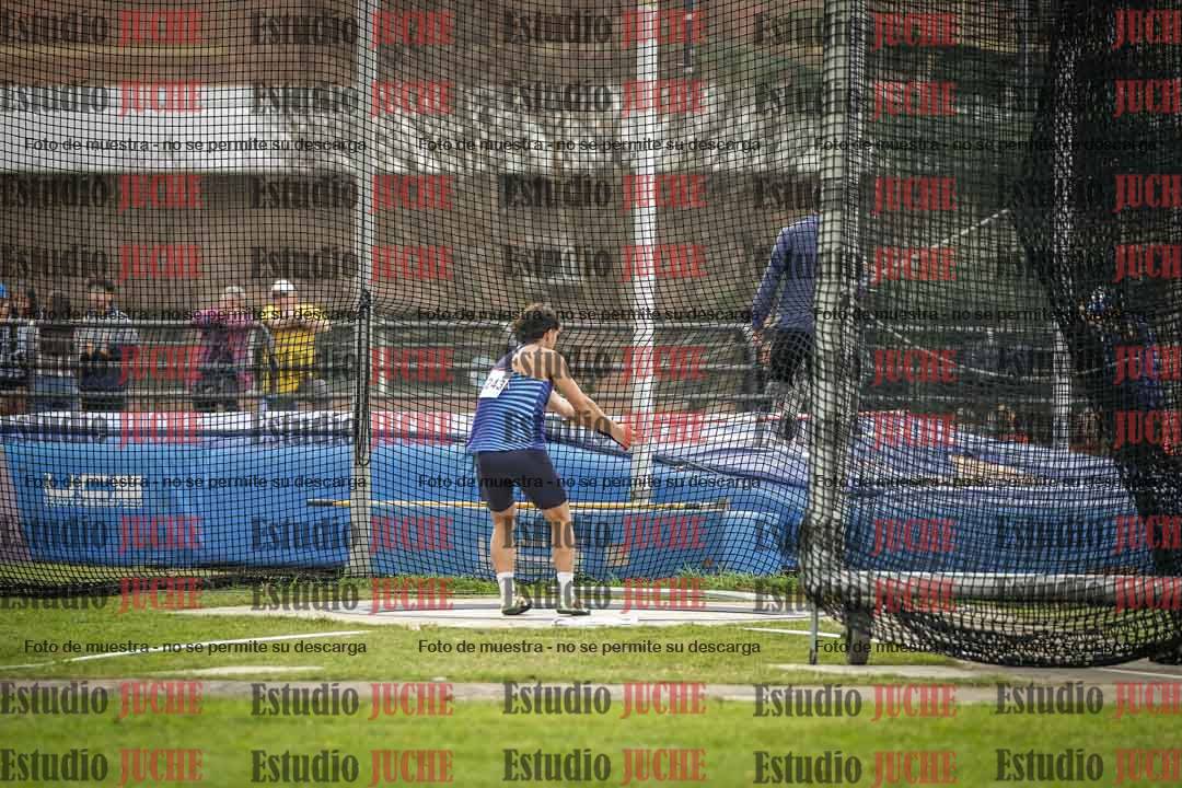 Fotos del lanzamiento de martillo de varones