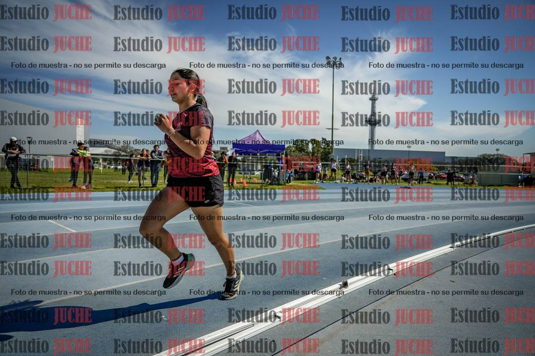 Fotos de los 800 m llanos de mujeres - heptatlón 7