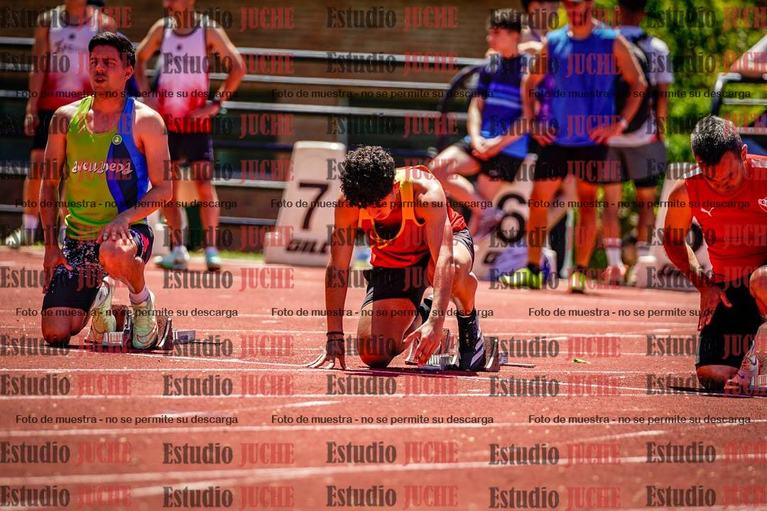 Fotos de los 100 m llanos de varones