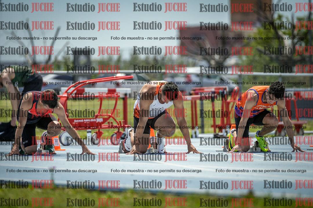 Fotos de los 100 m llanos de varones