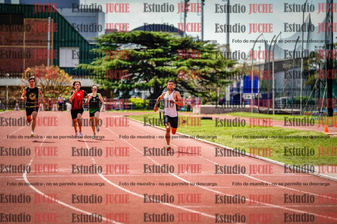 Fotos de los 400 m llanos de varones