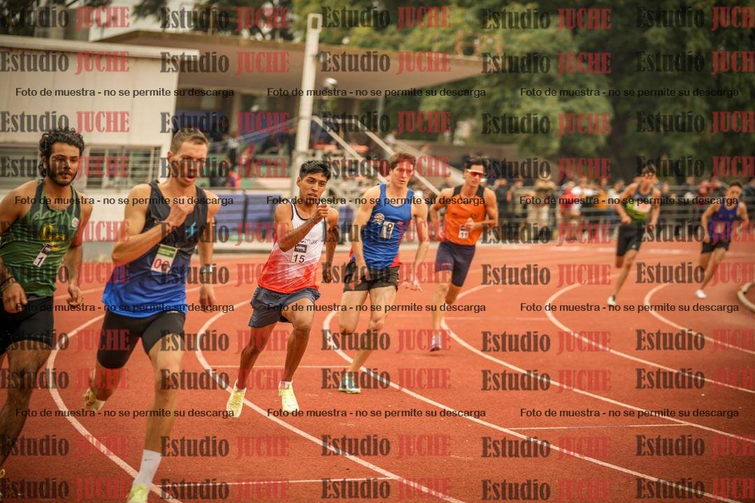 Fotos de los 800 m llanos de varones