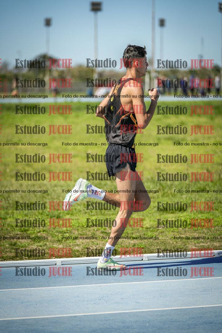 Fotos de los 5000 m llanos de mujeres y varones