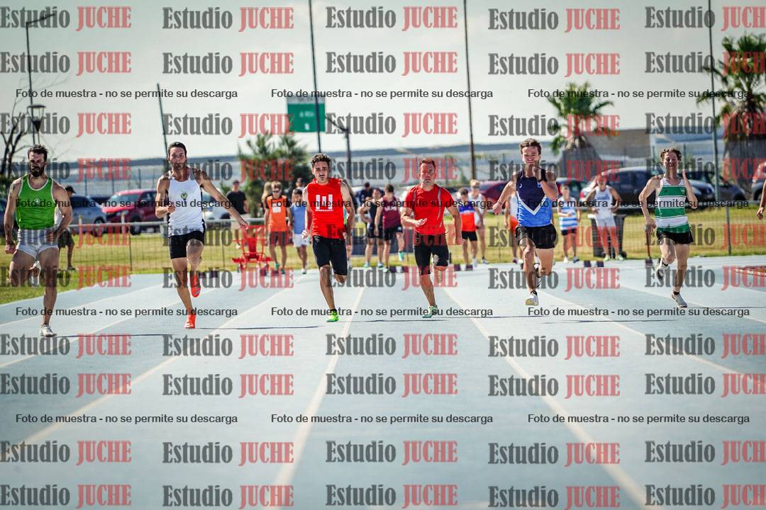 Fotos de los 100 m llanos de varones