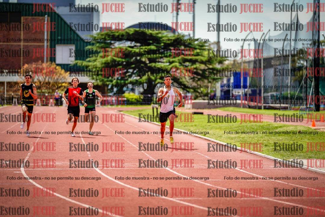 Fotos de los 400 m llanos de varones