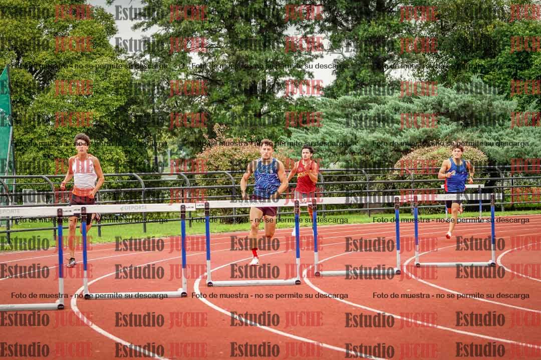 Fotos de los 400 m con vallas de varones