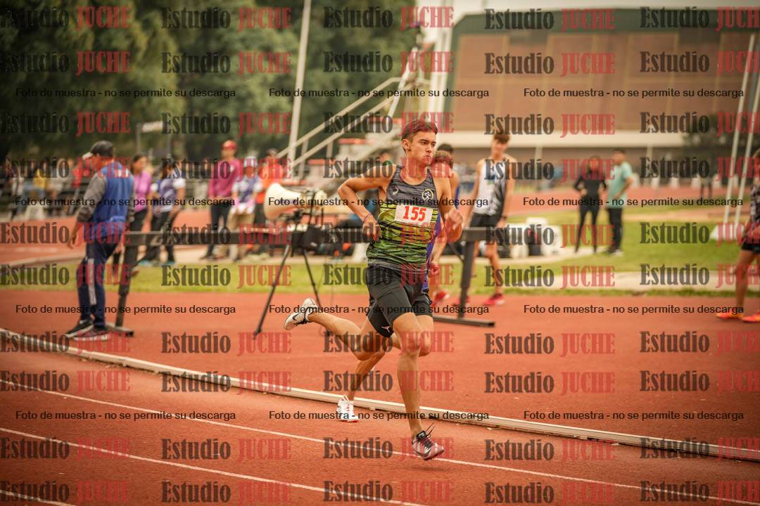 Fotos de los 800 m llanos de varones