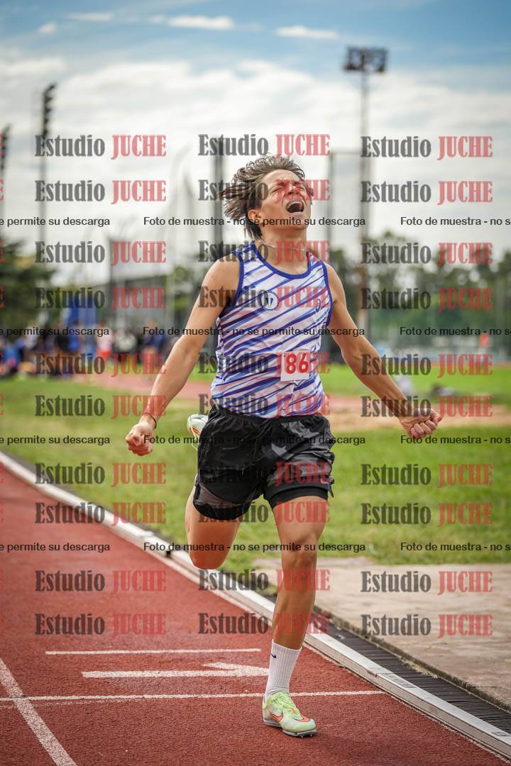 Fotos de los 600 m llanos de varones