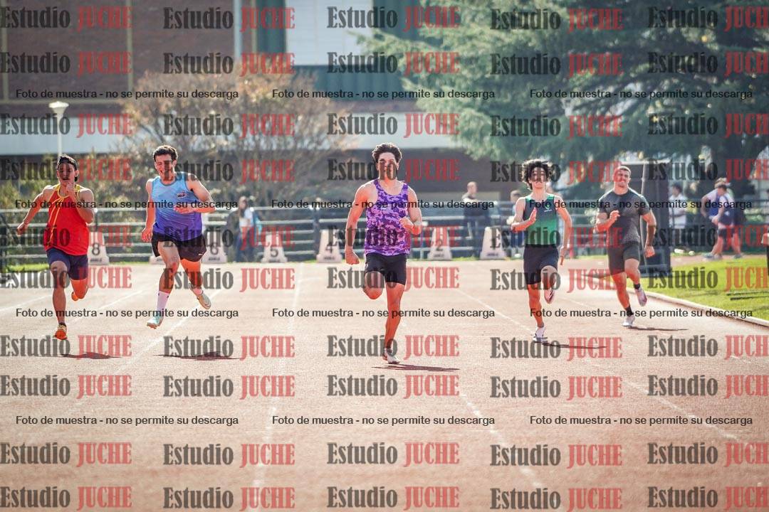 Fotos de los 200 m llanos de varones