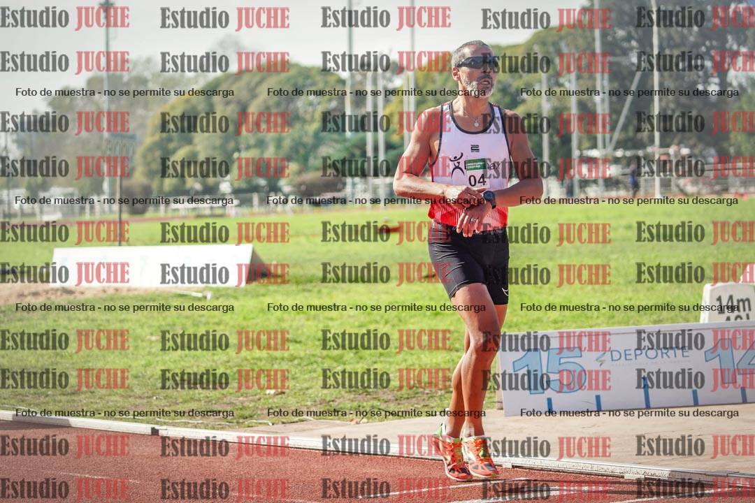 Fotos de los 800 m llanos de varones