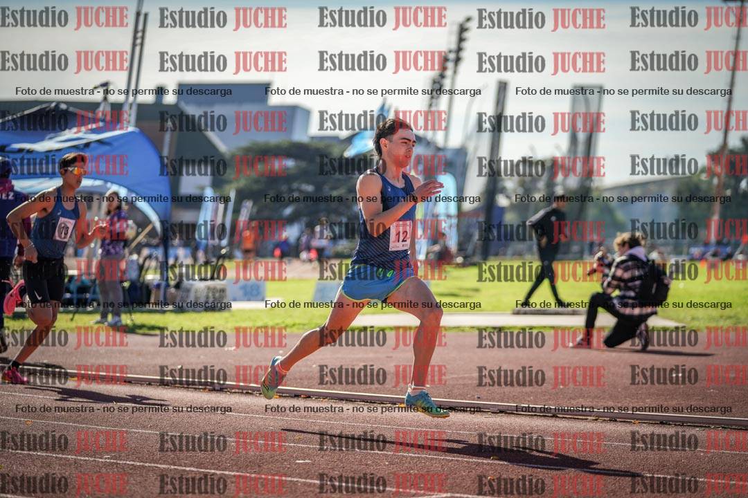Fotos de los 800 m llanos de varones