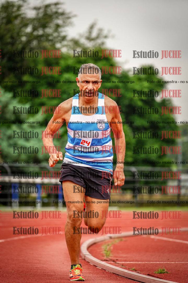 Fotos de los 800 m llanos de varones