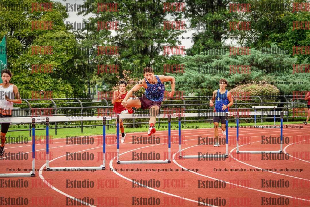 Fotos de los 400 m con vallas de varones