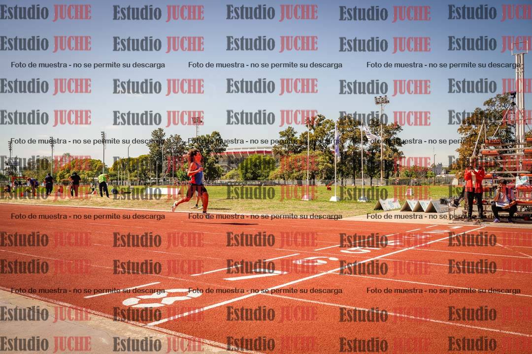 Fotos de los 400 m llanos de varones