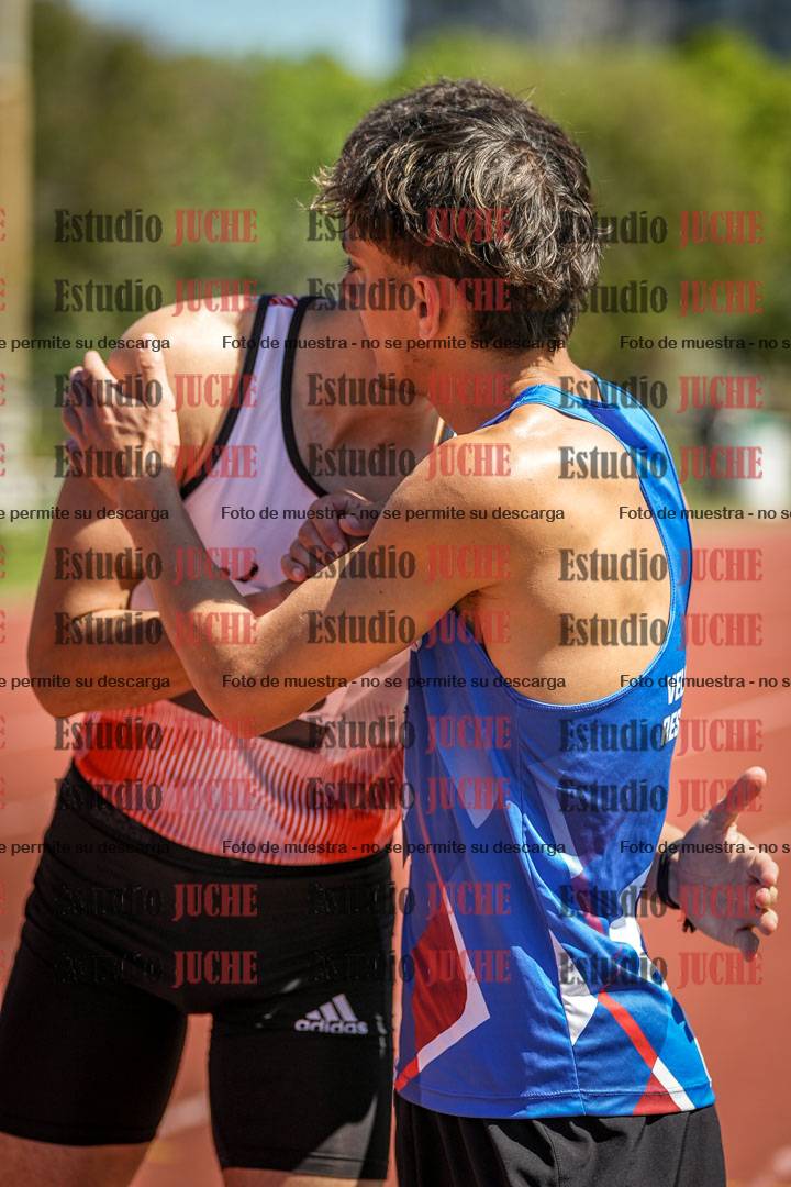Fotos de los 3000 m con obstáculos de varones