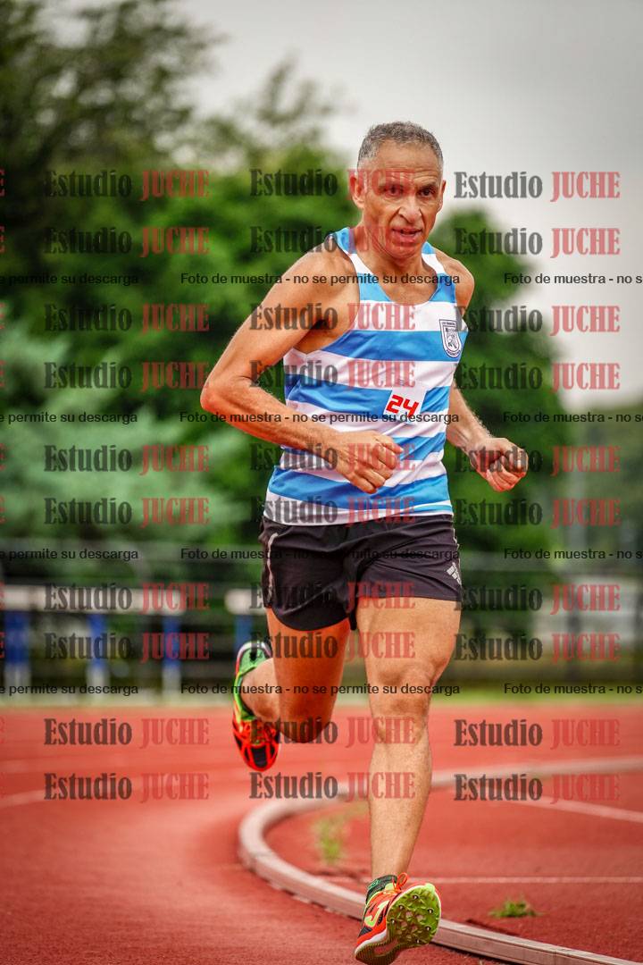 Fotos de los 800 m llanos de varones