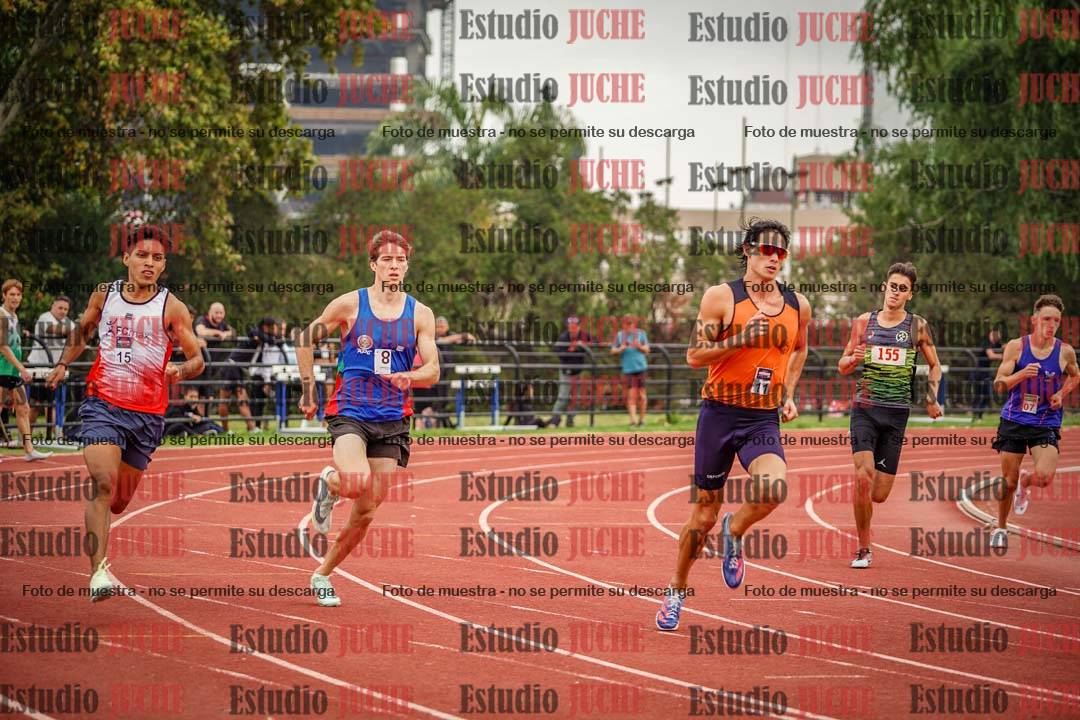 Fotos de los 800 m llanos de varones