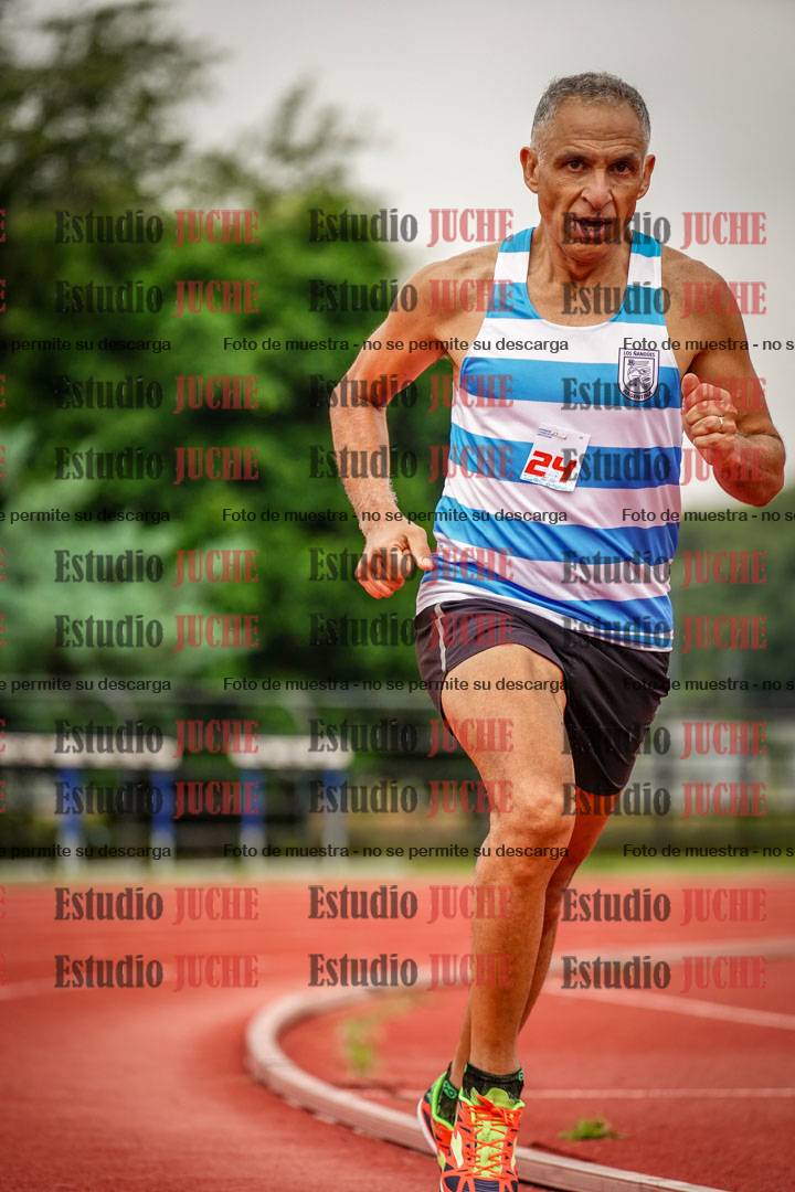 Fotos de los 800 m llanos de varones