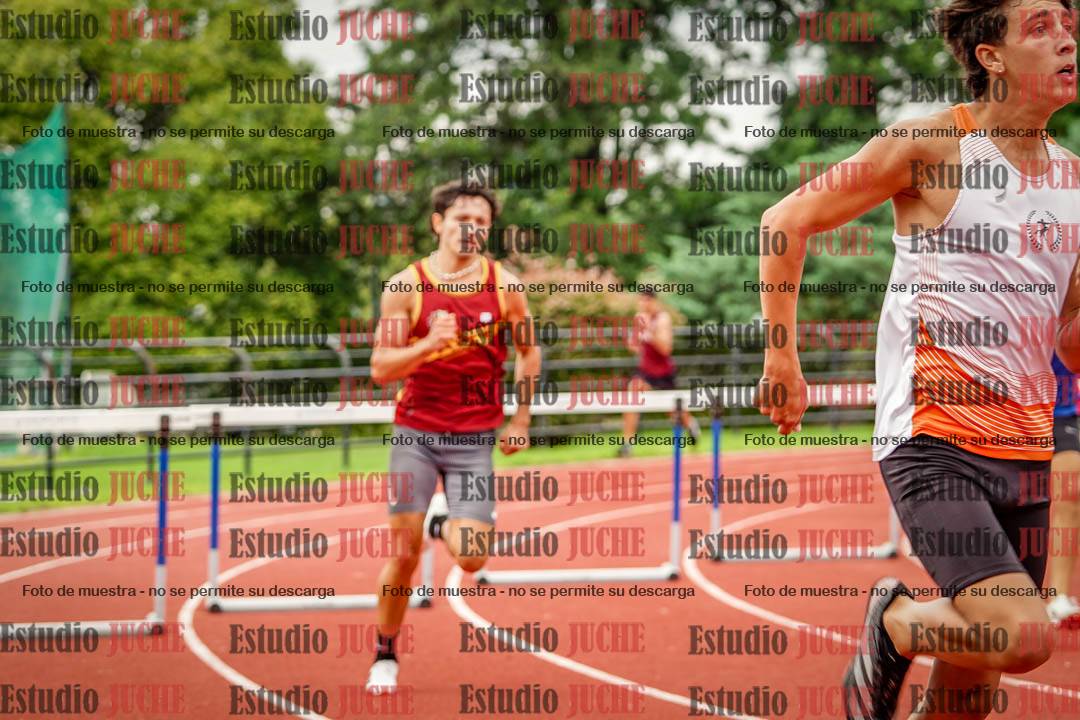 Fotos de los 400 m con vallas de varones