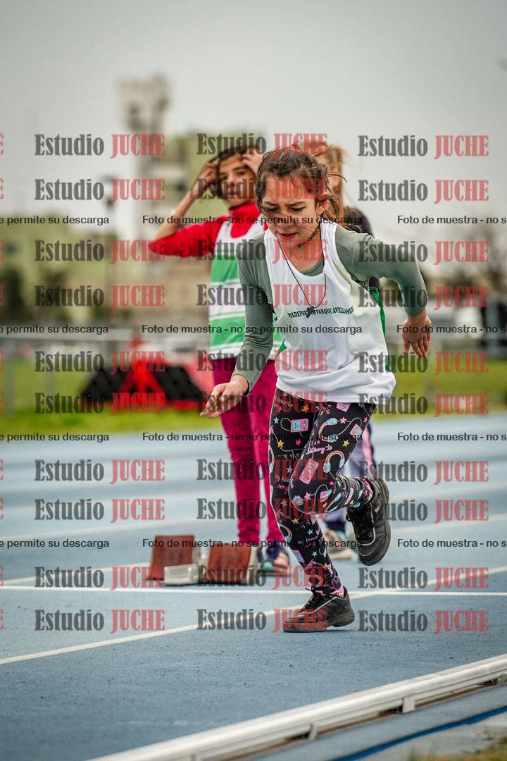 Fotos de los 50 m llanos de mujeres - U12