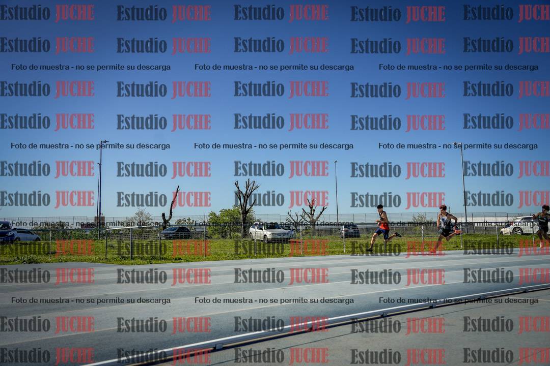 Fotos de los 200 m llanos de varones