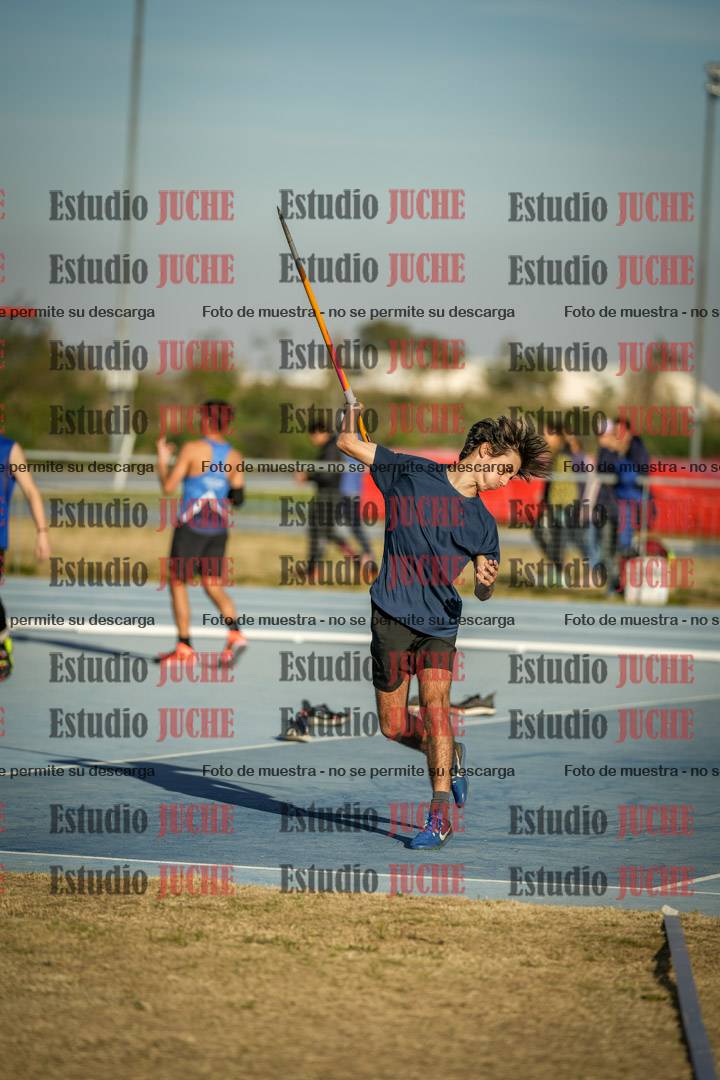 Fotos del lanzamiento de jabalina de varones