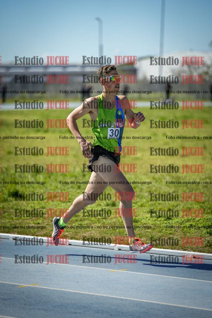 Fotos de los 5000 m llanos de mujeres y varones