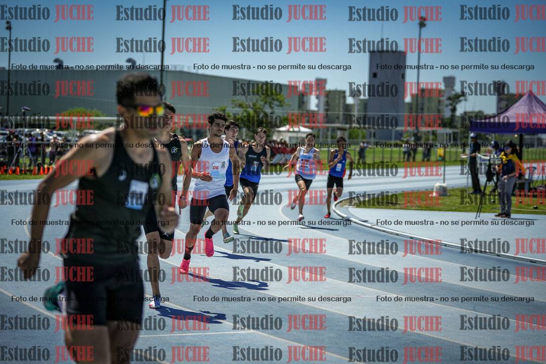 Fotos de los 800 m llanos de varones