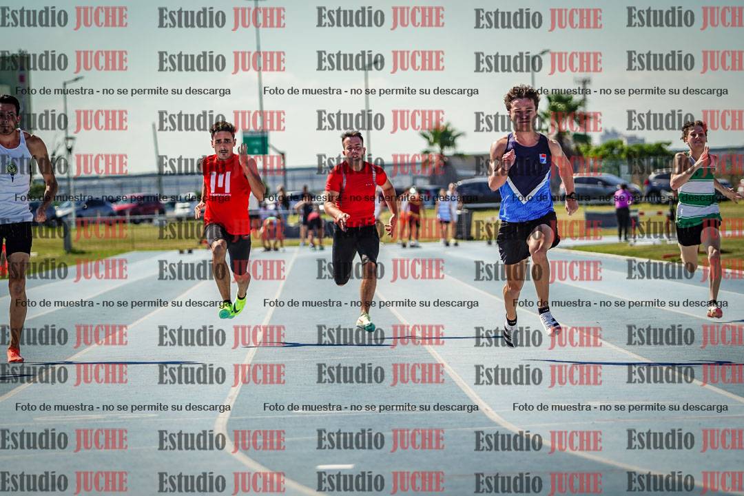 Fotos de los 100 m llanos de varones