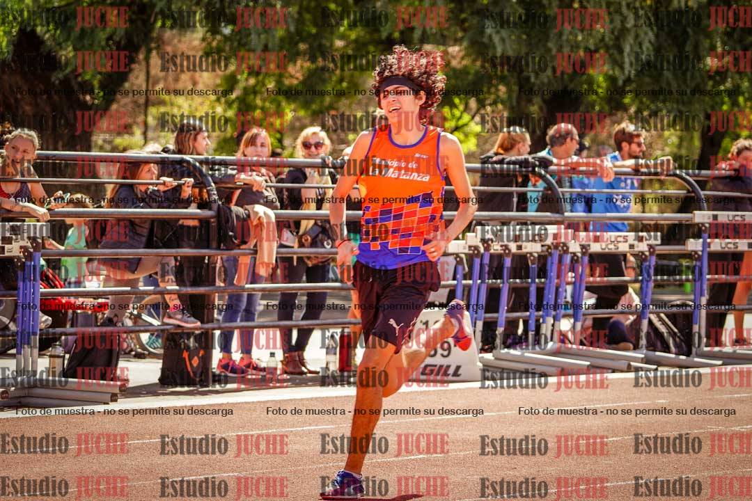 Fotos de los 400 m llanos de varones