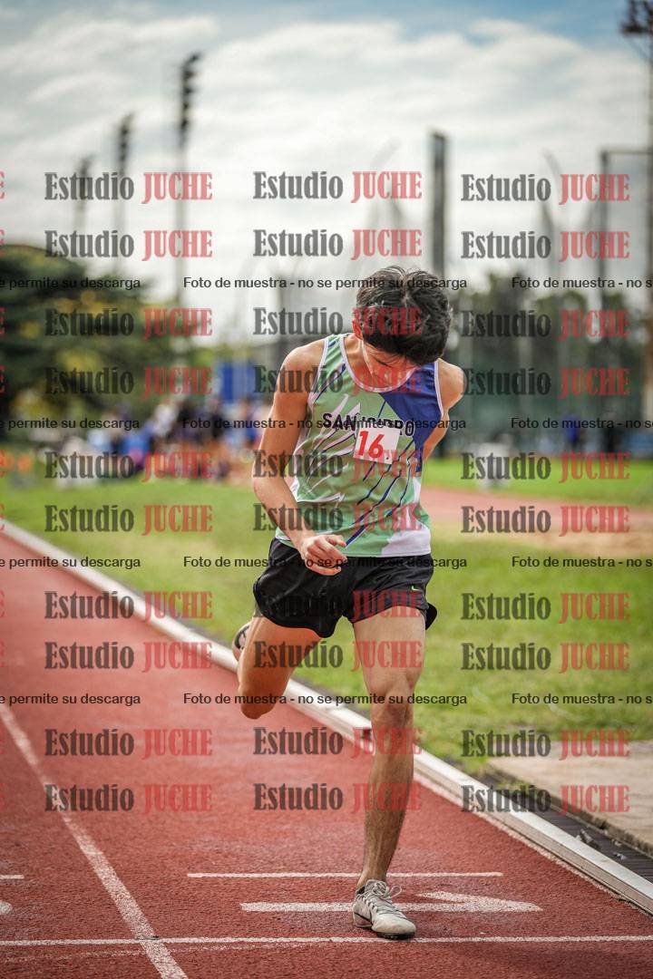 Fotos de los 600 m llanos de varones