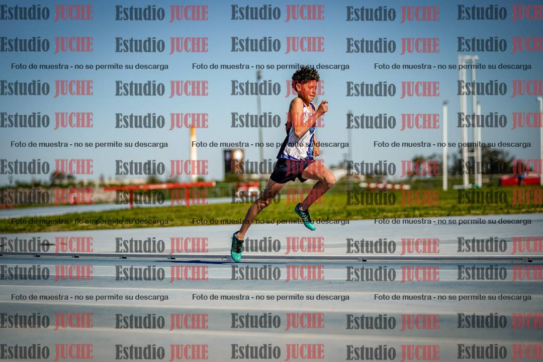 Fotos de los 200 m llanos de varones