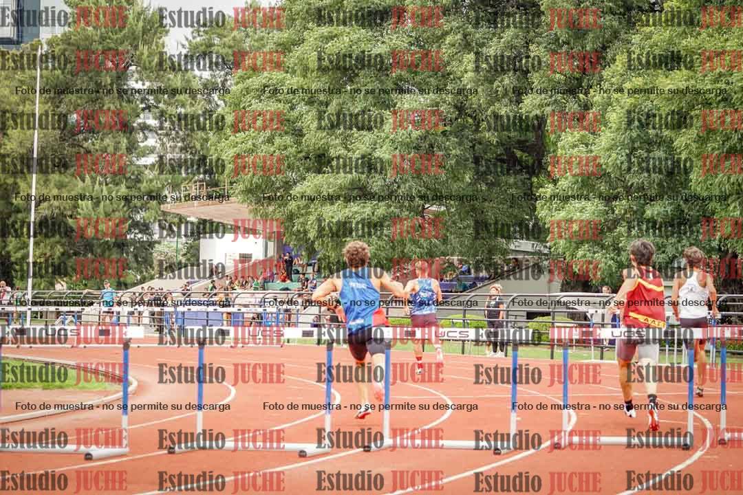 Fotos de los 400 m con vallas de varones