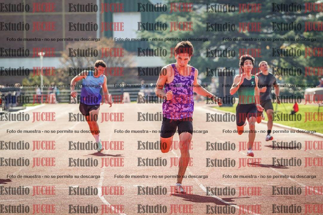 Fotos de los 200 m llanos de varones