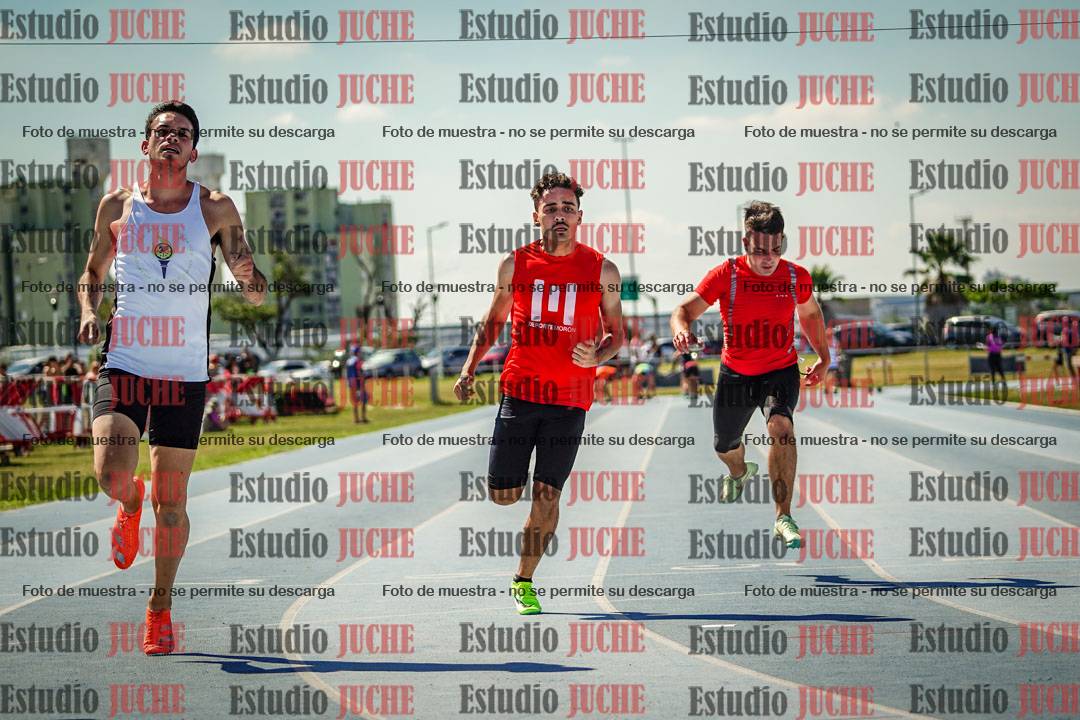 Fotos de los 100 m llanos de varones