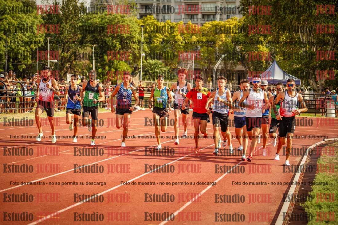 Fotos de los 1500 m llanos de varones
