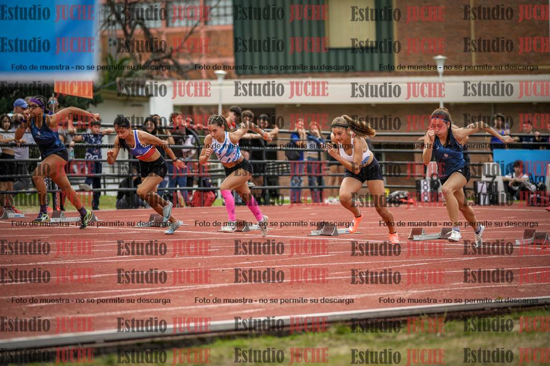 Fotos de los 100 m con vallas de mujeres - heptatlón 1